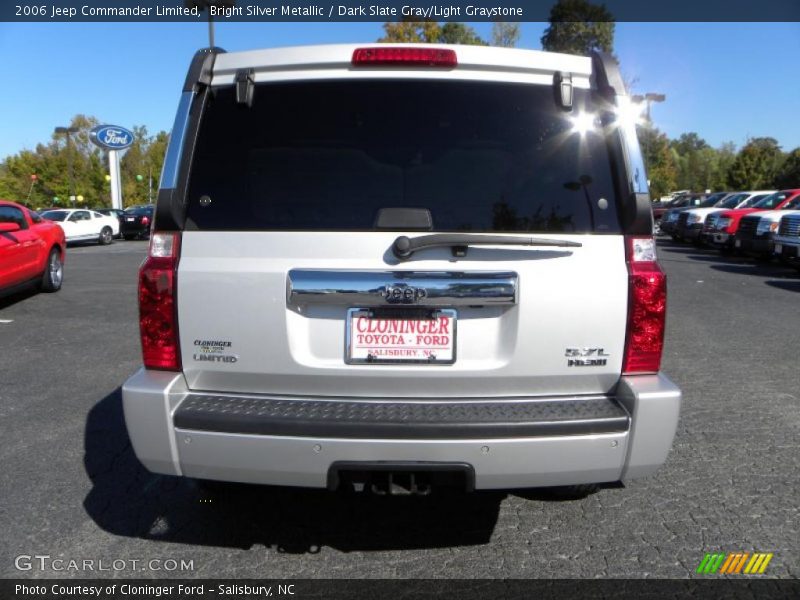 Bright Silver Metallic / Dark Slate Gray/Light Graystone 2006 Jeep Commander Limited