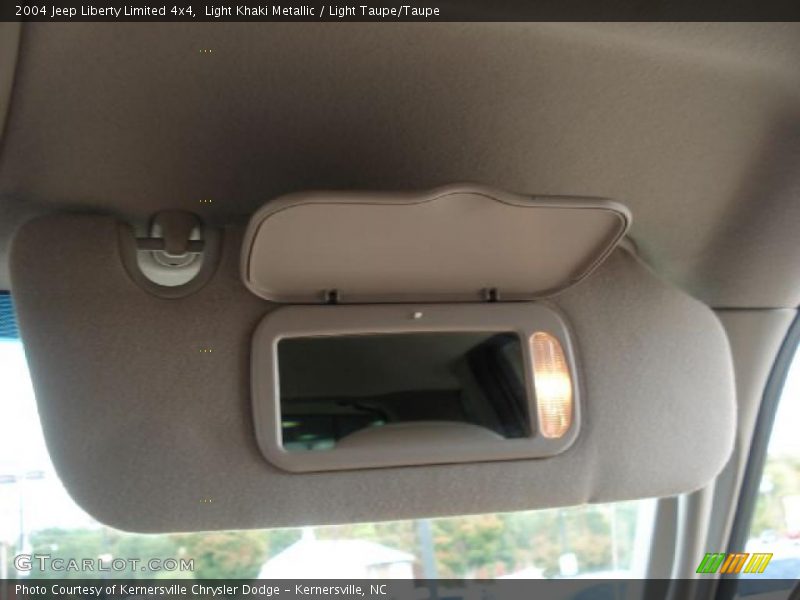 Light Khaki Metallic / Light Taupe/Taupe 2004 Jeep Liberty Limited 4x4