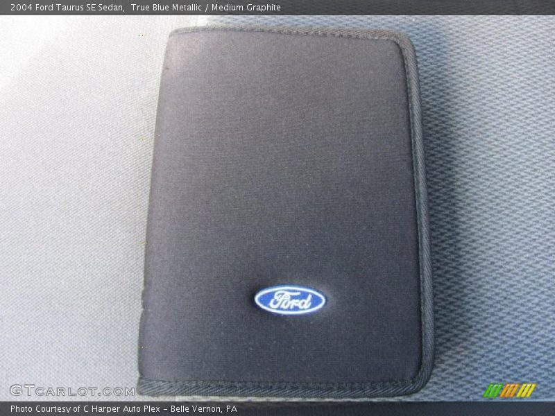 True Blue Metallic / Medium Graphite 2004 Ford Taurus SE Sedan