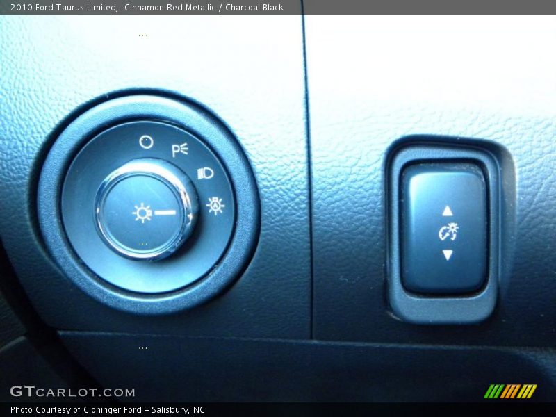Cinnamon Red Metallic / Charcoal Black 2010 Ford Taurus Limited