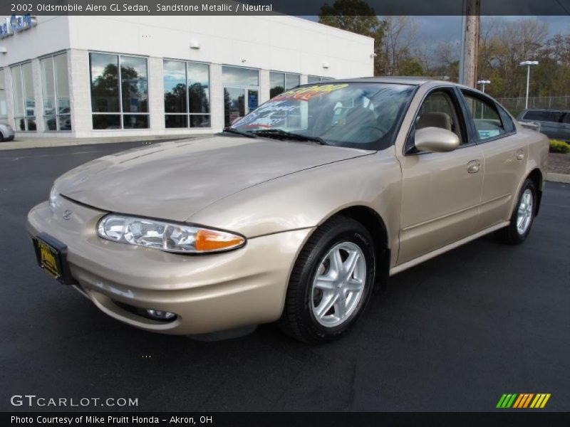 Sandstone Metallic / Neutral 2002 Oldsmobile Alero GL Sedan