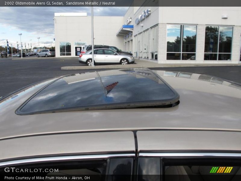 Sandstone Metallic / Neutral 2002 Oldsmobile Alero GL Sedan