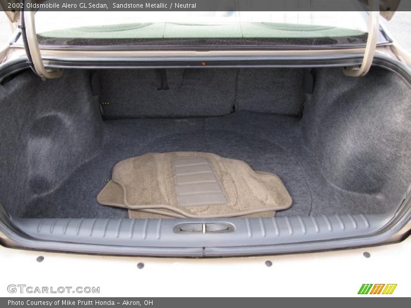 Sandstone Metallic / Neutral 2002 Oldsmobile Alero GL Sedan