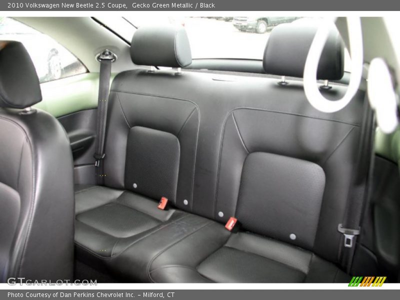 Gecko Green Metallic / Black 2010 Volkswagen New Beetle 2.5 Coupe