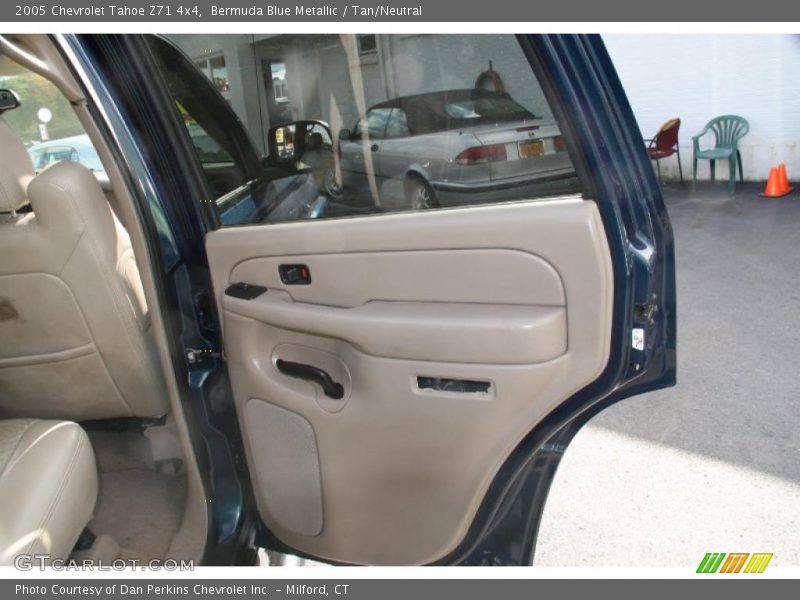 Bermuda Blue Metallic / Tan/Neutral 2005 Chevrolet Tahoe Z71 4x4