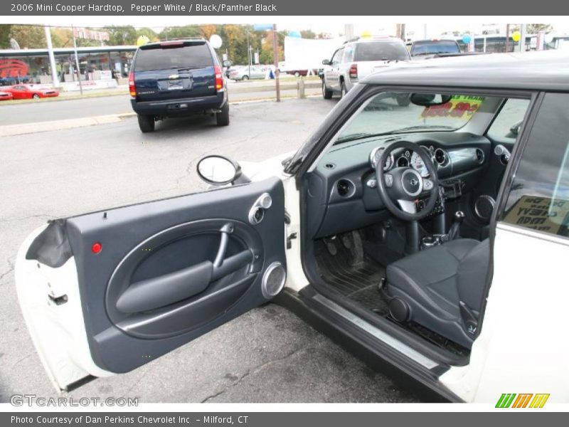 Pepper White / Black/Panther Black 2006 Mini Cooper Hardtop