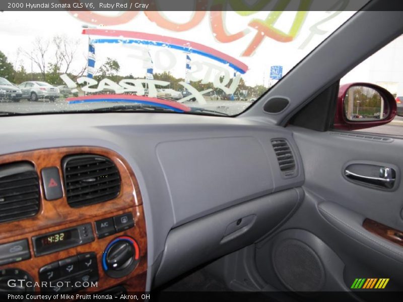 Ruby Red / Gray 2000 Hyundai Sonata GLS V6