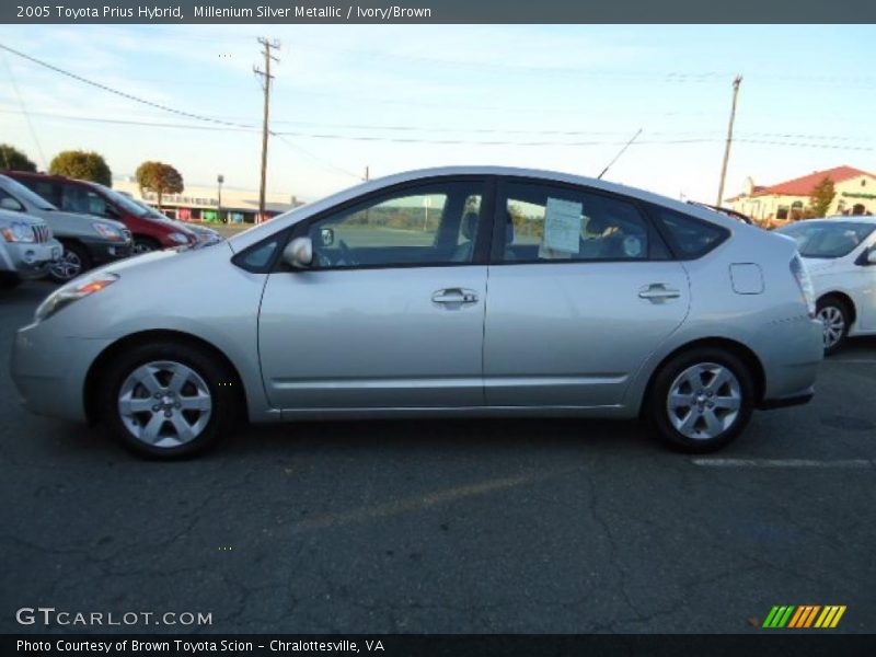 Millenium Silver Metallic / Ivory/Brown 2005 Toyota Prius Hybrid