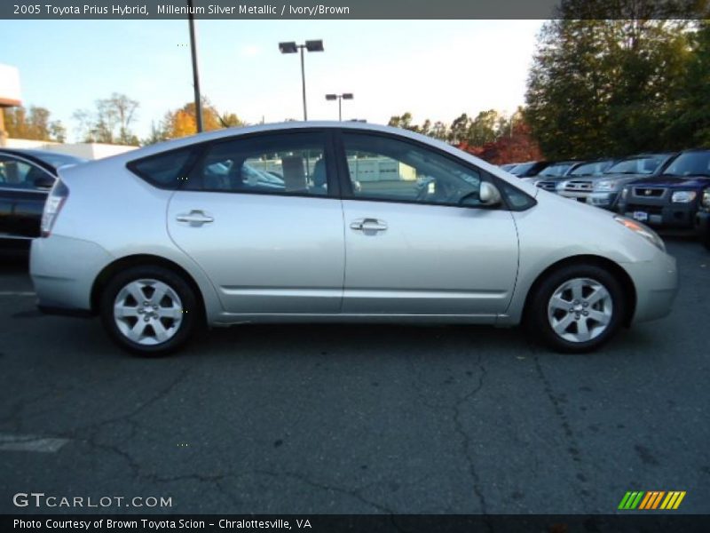 Millenium Silver Metallic / Ivory/Brown 2005 Toyota Prius Hybrid