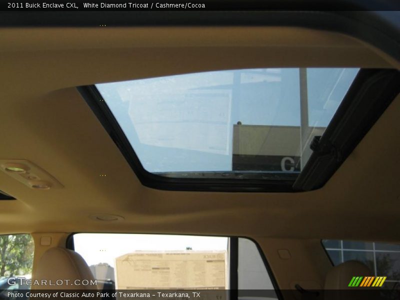 White Diamond Tricoat / Cashmere/Cocoa 2011 Buick Enclave CXL