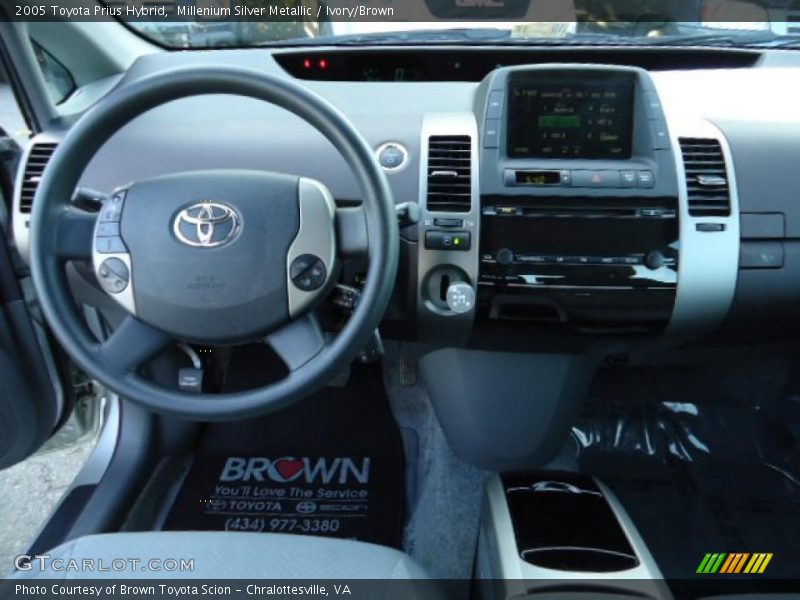 Millenium Silver Metallic / Ivory/Brown 2005 Toyota Prius Hybrid