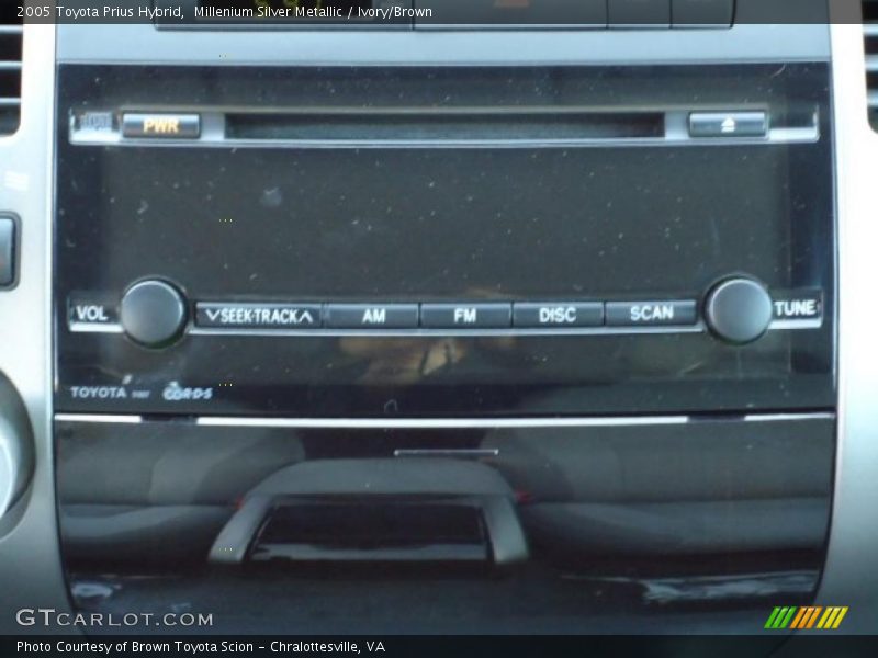 Millenium Silver Metallic / Ivory/Brown 2005 Toyota Prius Hybrid