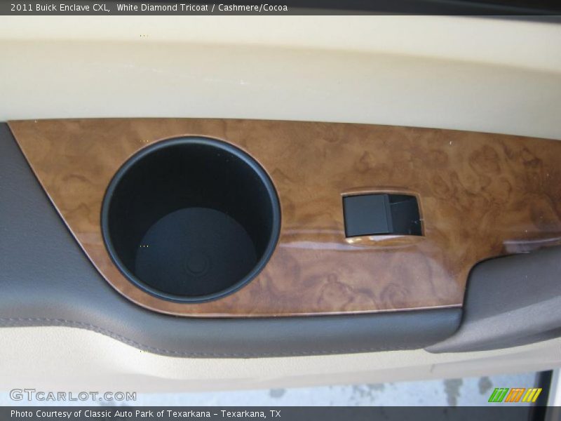 White Diamond Tricoat / Cashmere/Cocoa 2011 Buick Enclave CXL