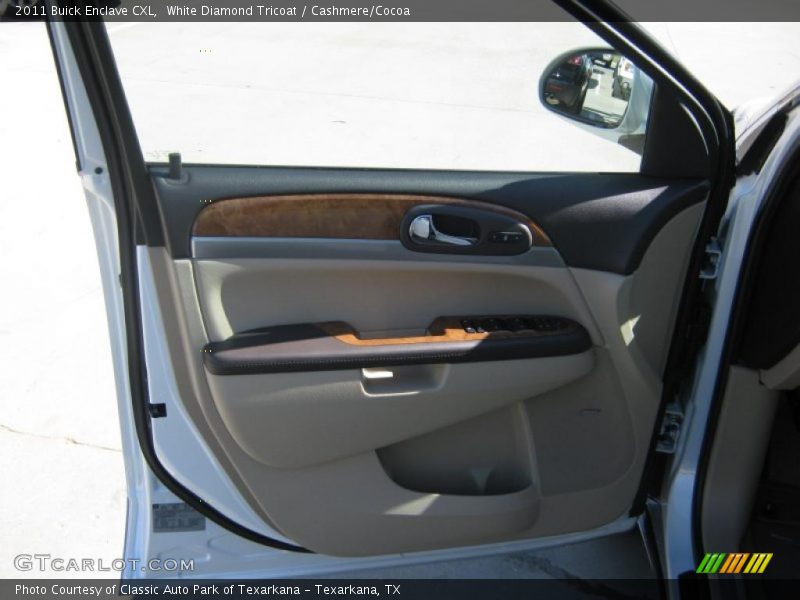 White Diamond Tricoat / Cashmere/Cocoa 2011 Buick Enclave CXL
