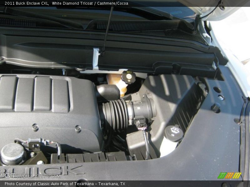 White Diamond Tricoat / Cashmere/Cocoa 2011 Buick Enclave CXL