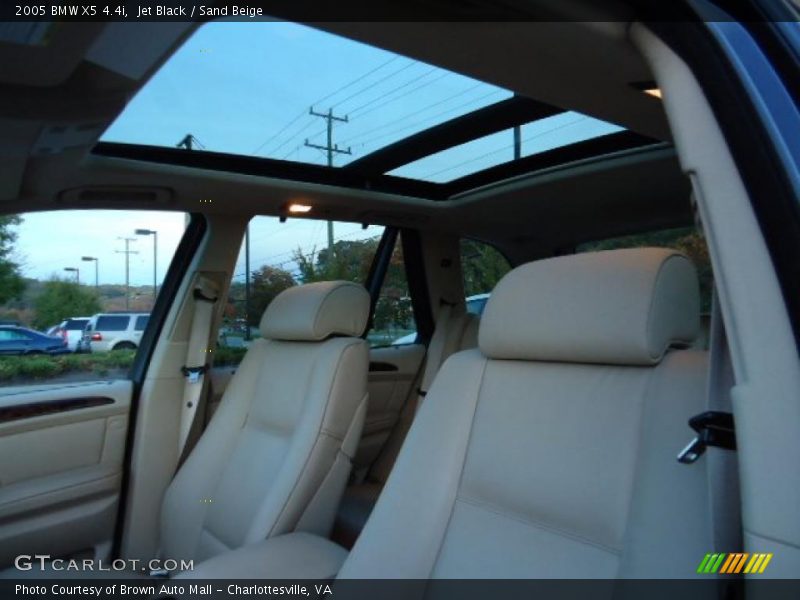 Jet Black / Sand Beige 2005 BMW X5 4.4i