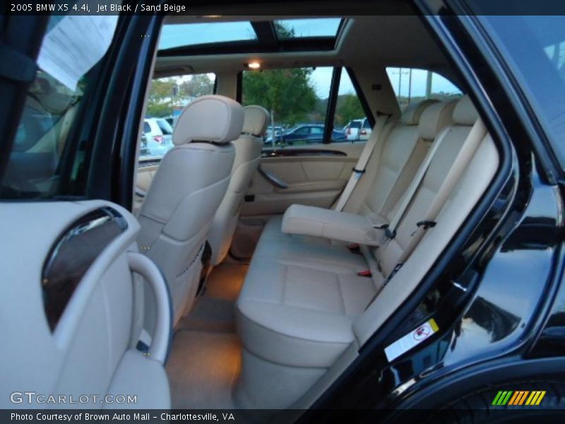 Jet Black / Sand Beige 2005 BMW X5 4.4i