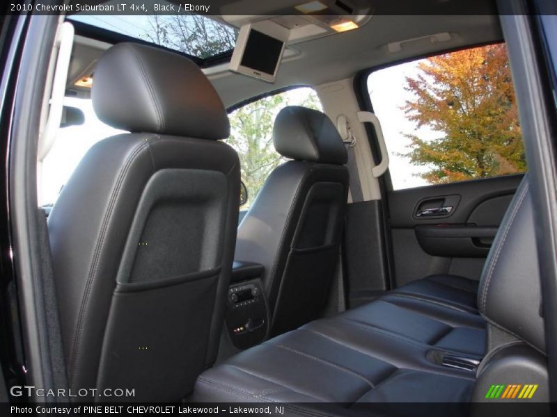  2010 Suburban LT 4x4 Ebony Interior