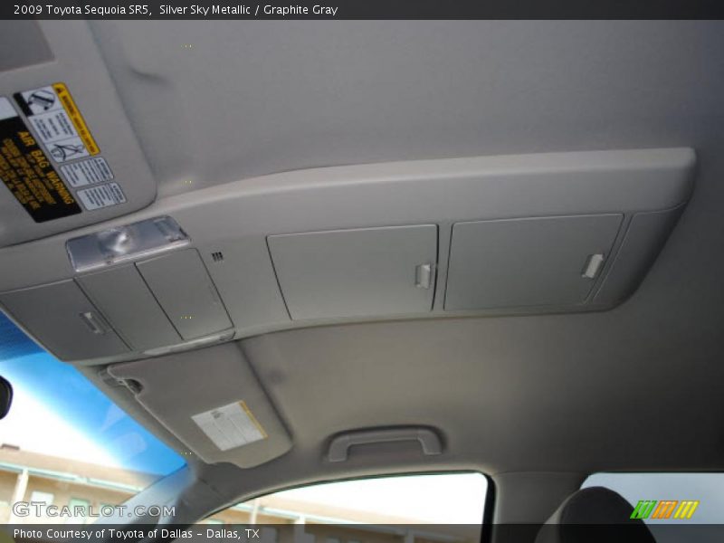 Controls of 2009 Sequoia SR5