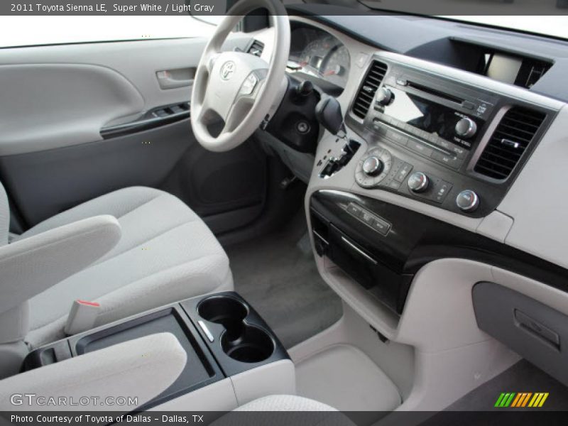  2011 Sienna LE Light Gray Interior
