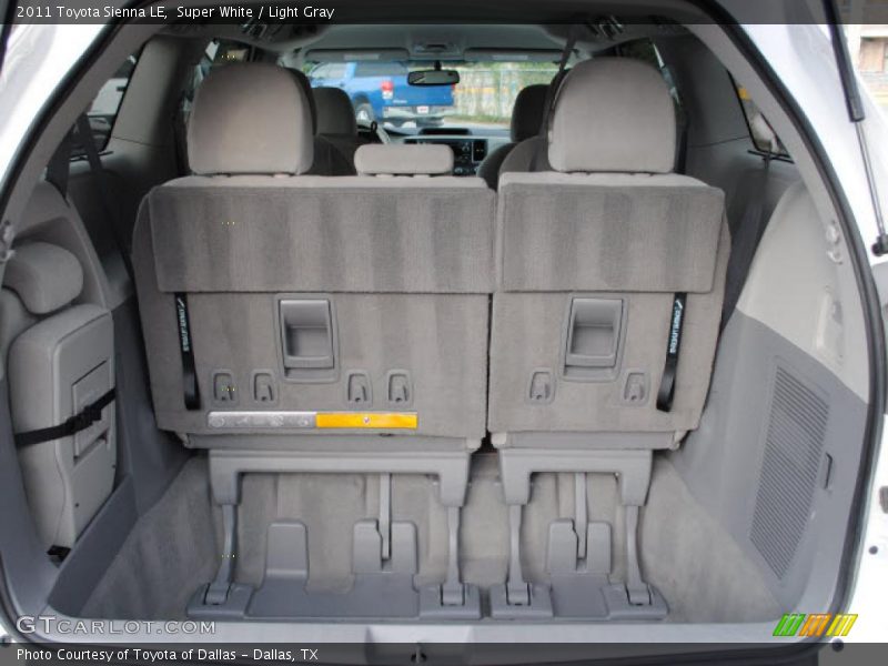  2011 Sienna LE Trunk
