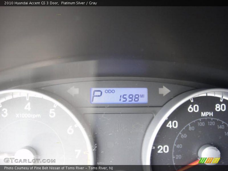 Platinum Silver / Gray 2010 Hyundai Accent GS 3 Door