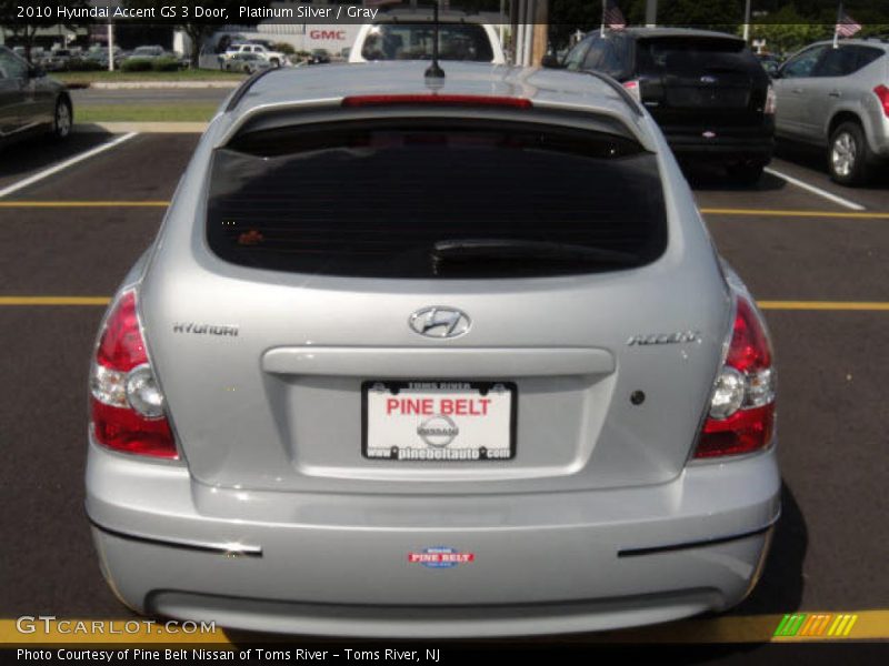 Platinum Silver / Gray 2010 Hyundai Accent GS 3 Door