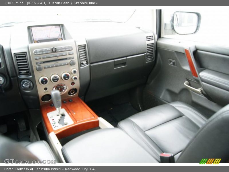 Dashboard of 2007 QX 56 4WD