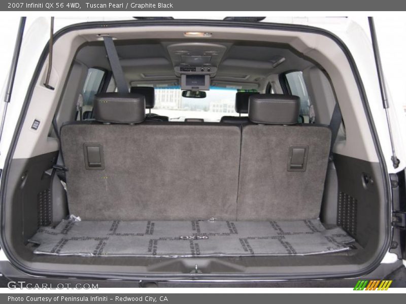  2007 QX 56 4WD Trunk