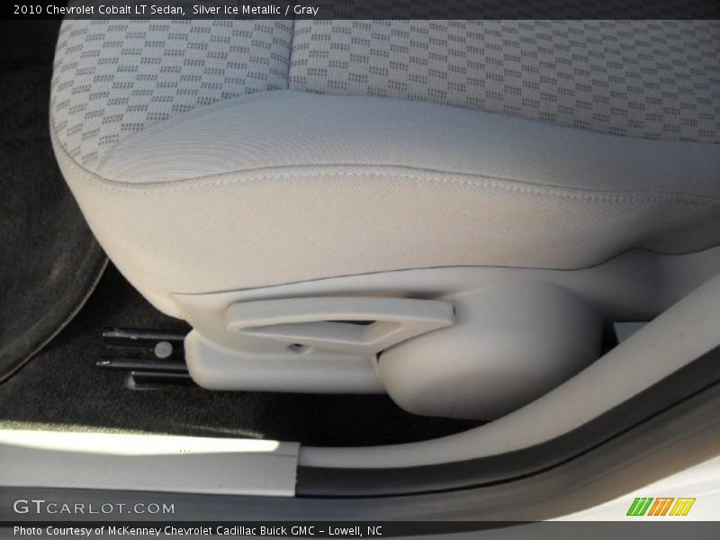 Silver Ice Metallic / Gray 2010 Chevrolet Cobalt LT Sedan