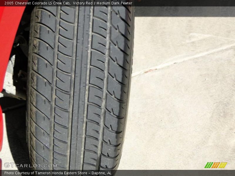 Victory Red / Medium Dark Pewter 2005 Chevrolet Colorado LS Crew Cab