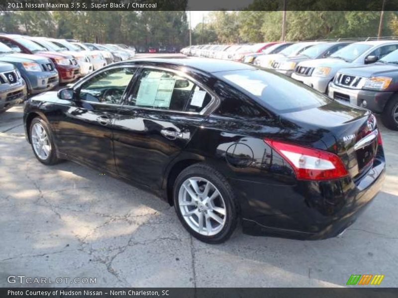 Super Black / Charcoal 2011 Nissan Maxima 3.5 S