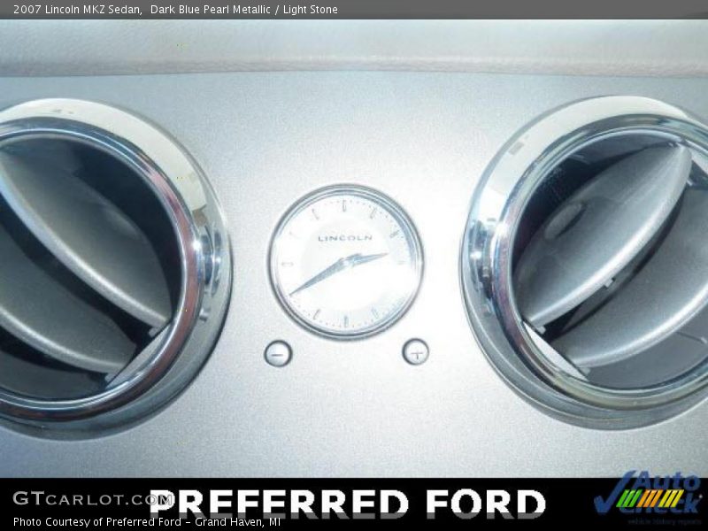 Dark Blue Pearl Metallic / Light Stone 2007 Lincoln MKZ Sedan