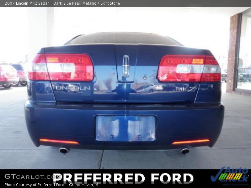Dark Blue Pearl Metallic / Light Stone 2007 Lincoln MKZ Sedan