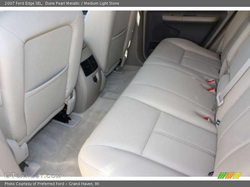  2007 Edge SEL Medium Light Stone Interior