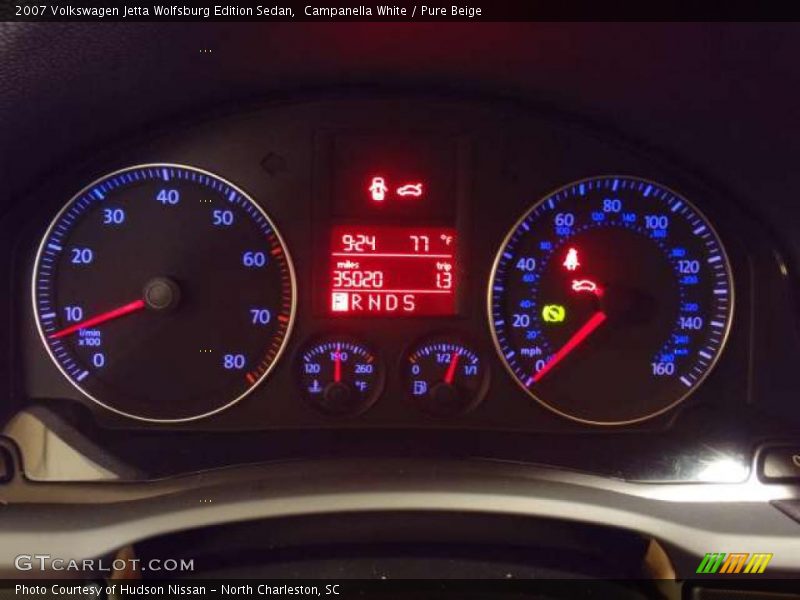 Campanella White / Pure Beige 2007 Volkswagen Jetta Wolfsburg Edition Sedan