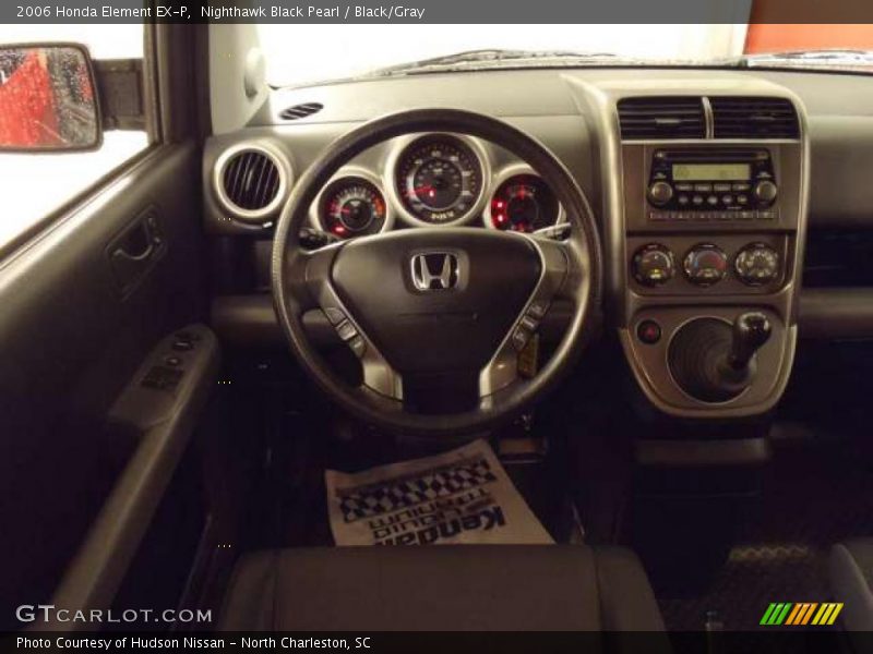 Dashboard of 2006 Element EX-P