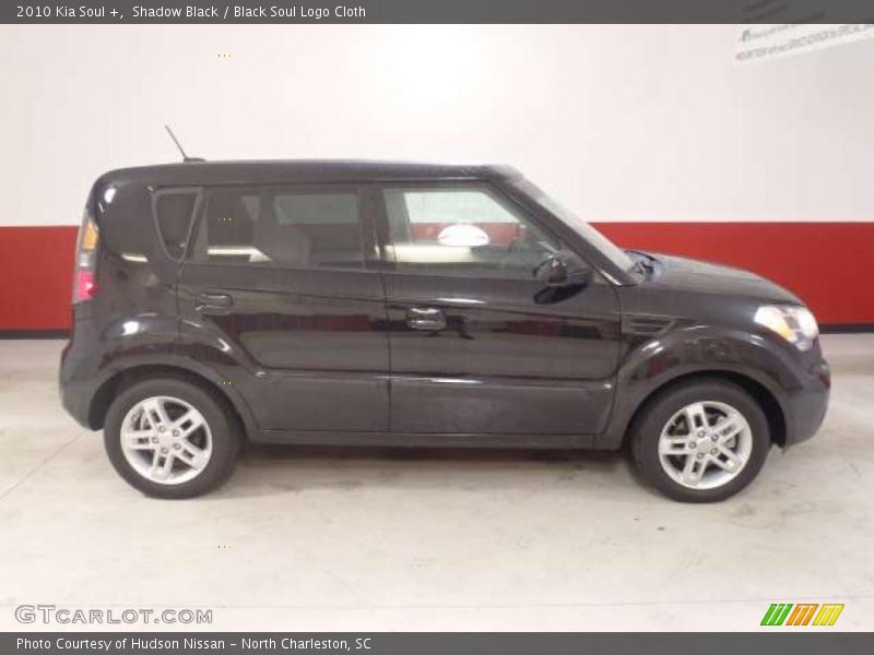Shadow Black / Black Soul Logo Cloth 2010 Kia Soul +