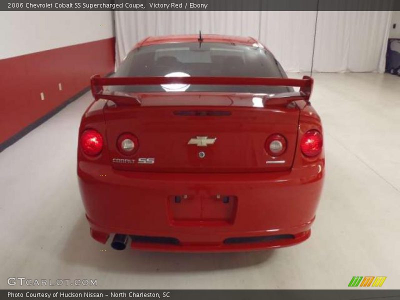 Victory Red / Ebony 2006 Chevrolet Cobalt SS Supercharged Coupe