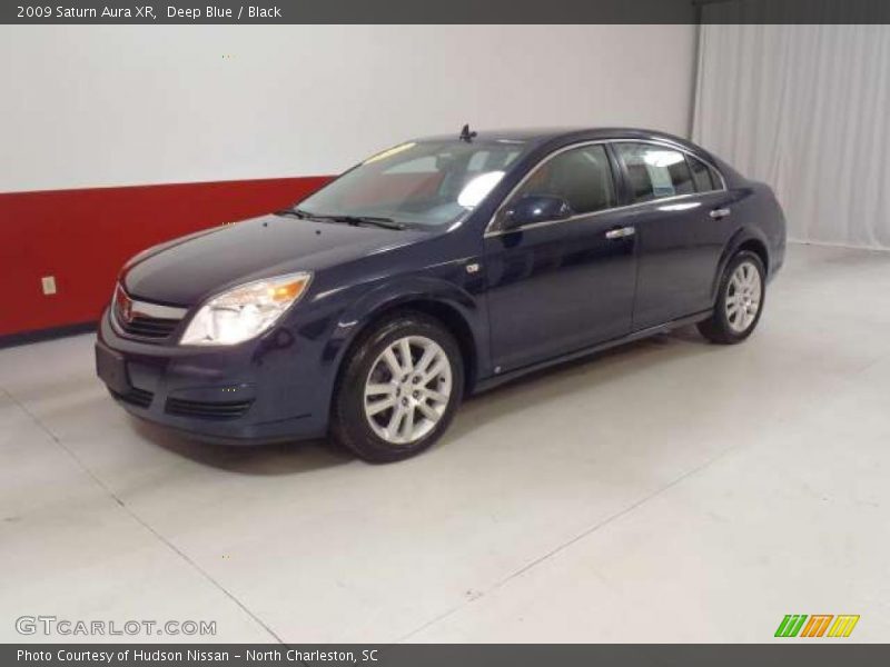 Deep Blue / Black 2009 Saturn Aura XR