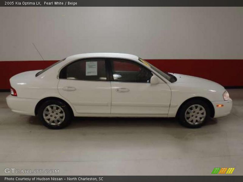 Pearl White / Beige 2005 Kia Optima LX