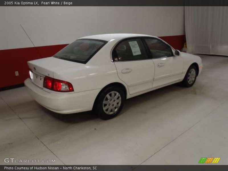 Pearl White / Beige 2005 Kia Optima LX