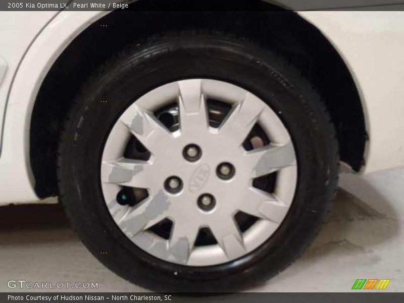 Pearl White / Beige 2005 Kia Optima LX