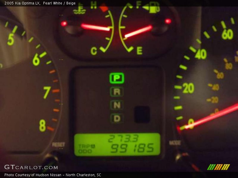 Pearl White / Beige 2005 Kia Optima LX