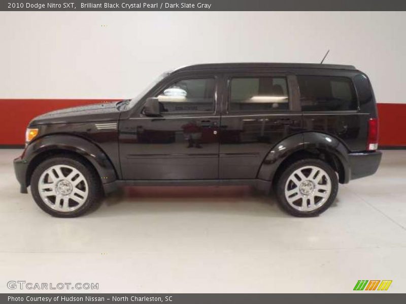 Brilliant Black Crystal Pearl / Dark Slate Gray 2010 Dodge Nitro SXT