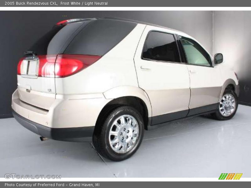 Frost White / Light Neutral 2005 Buick Rendezvous CXL