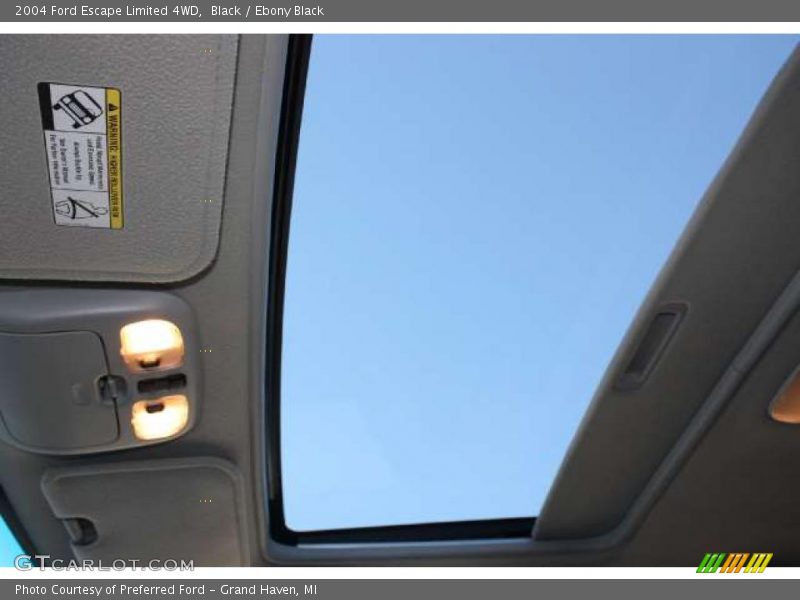 Sunroof of 2004 Escape Limited 4WD
