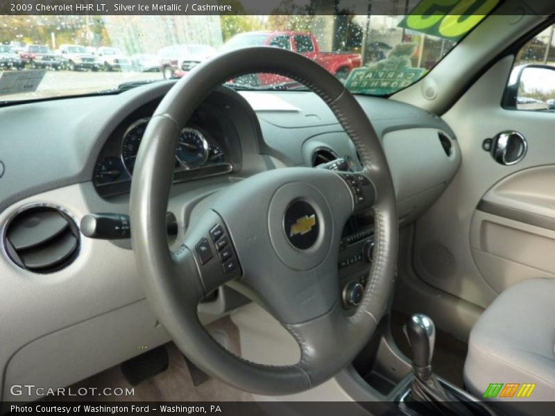 Silver Ice Metallic / Cashmere 2009 Chevrolet HHR LT