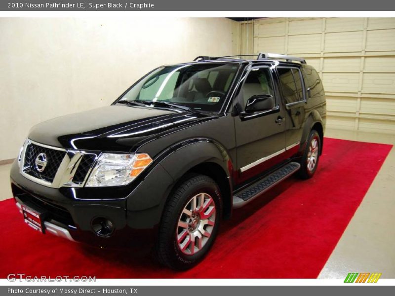 Super Black / Graphite 2010 Nissan Pathfinder LE