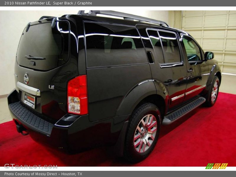 Super Black / Graphite 2010 Nissan Pathfinder LE